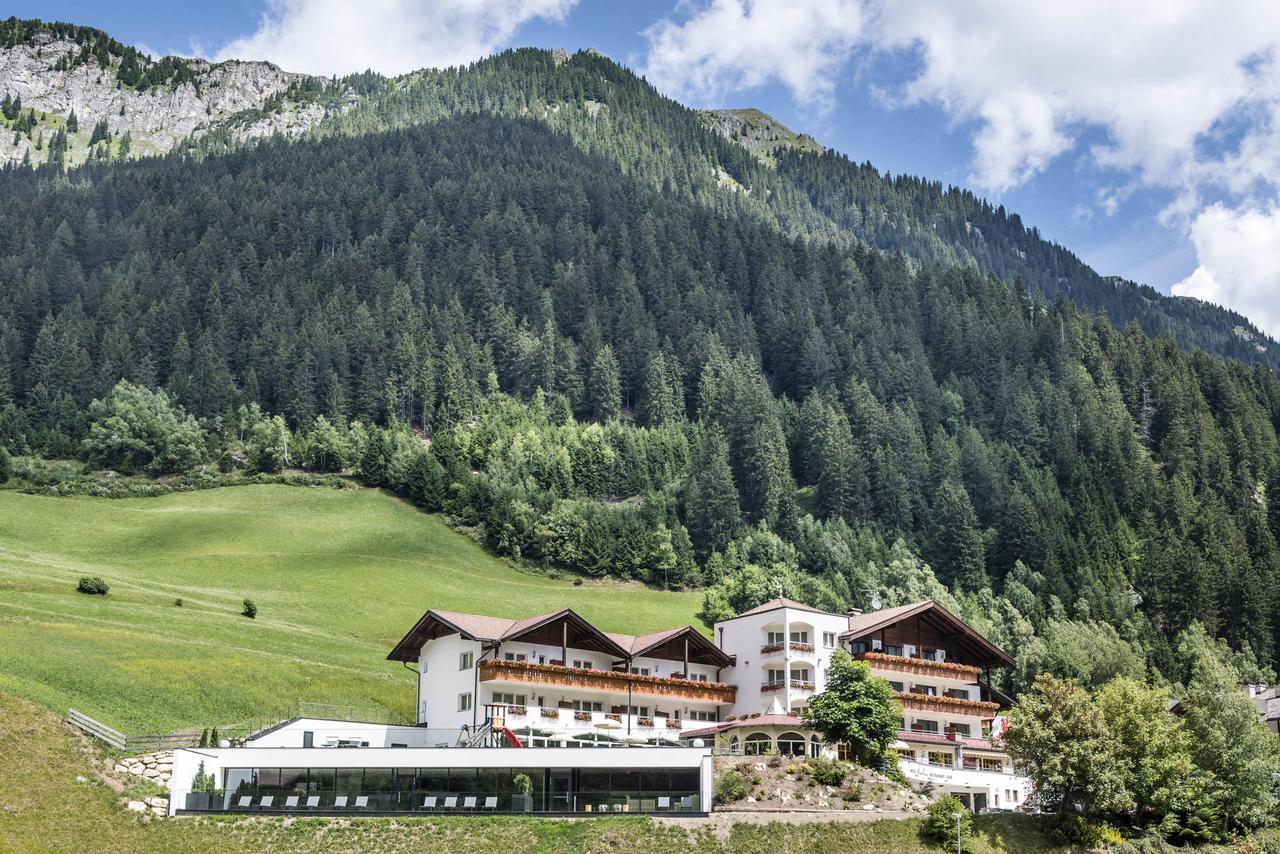 Hotel Seeber Racines Esterno foto