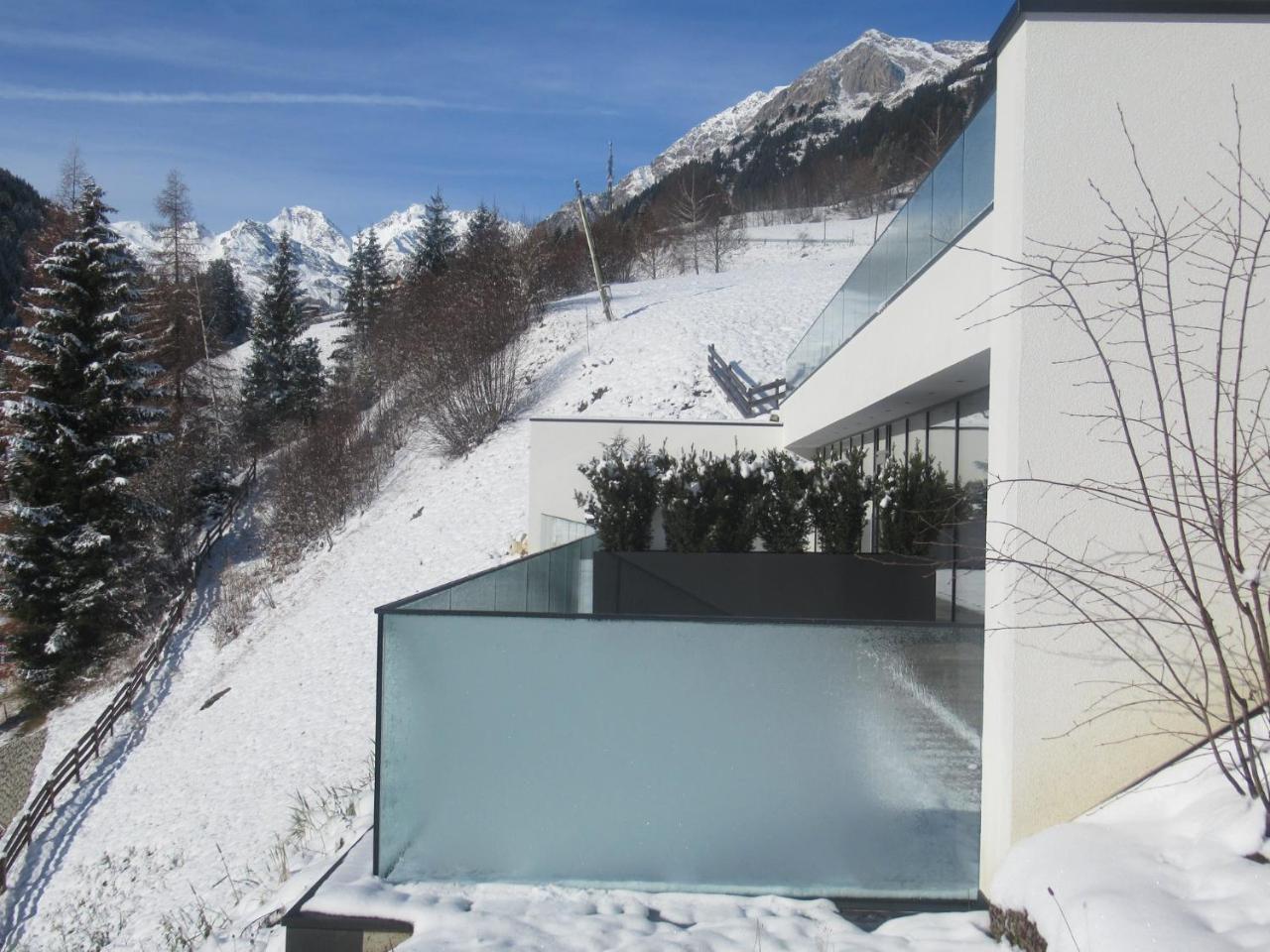 Hotel Seeber Racines Esterno foto